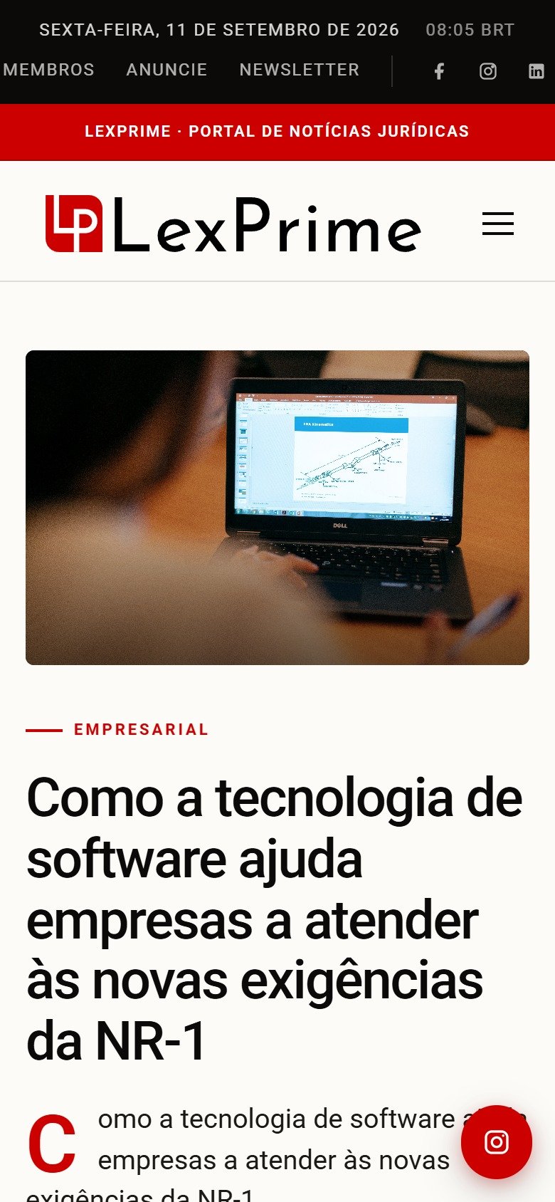 A capa vista no celular.
